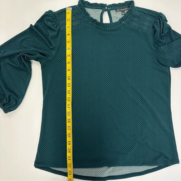 PRICED TO SELL!!   Adrianna Papell Green Polka Dot Smocked Blouse - Size Small - Picture 8 of 12